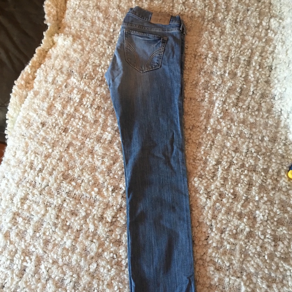 Hollister Low-Rise Skinny Jeans